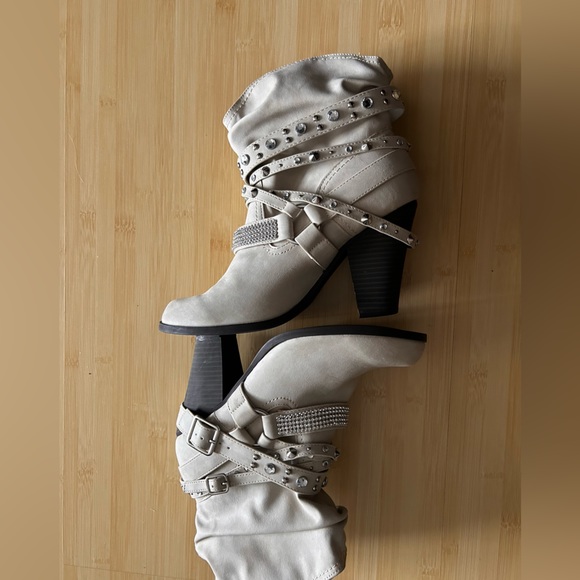 Daisy Fuentes Valley Beige Light Tan Ankle Boots size 10 - Picture 9 of 13